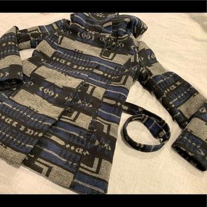 Lovey warm native print jacket